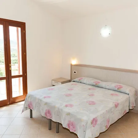 Corte Di Gallura Apartment *